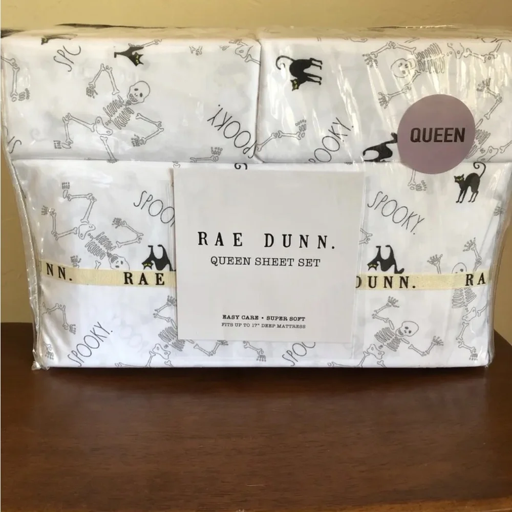 Rae Dunn Queen Size Halloween Bed Sheet Set Skeleton Spooky Black Cat